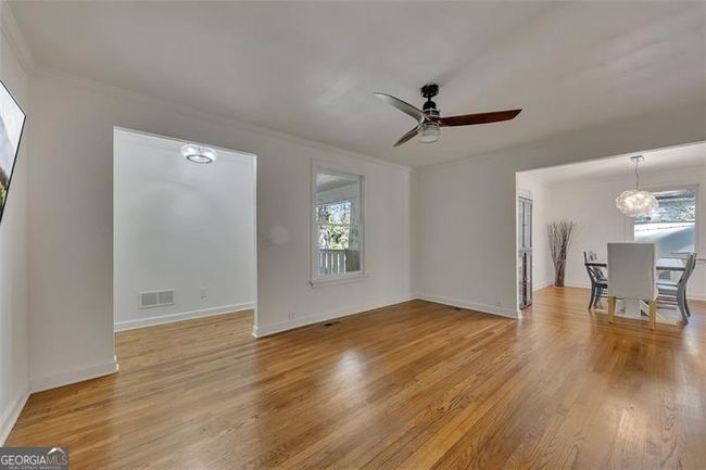 1887 Hickory Rd, House other with 3 bedrooms, 2 bathrooms and 4 parking in Chamblee GA | Image 11