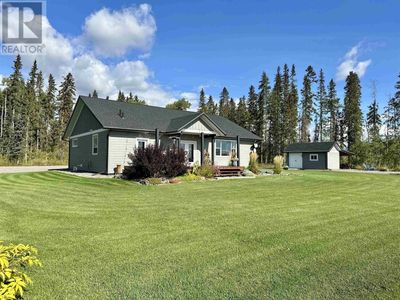 6016 Prairiedale Rd, House other with 4 bedrooms, 3 bathrooms and null parking in Vanderhoof BC | Image 2