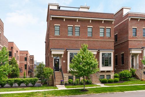 890 S Front St, Columbus, OH, 43206-2521 | Card Image