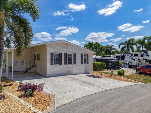 10405 Nightwood Dr, FORT MYERS, FL, 33905 | Card Image