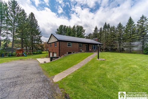 1993 Buffalo Street Ext, Jamestown, NY, 14701-9256 | Card Image