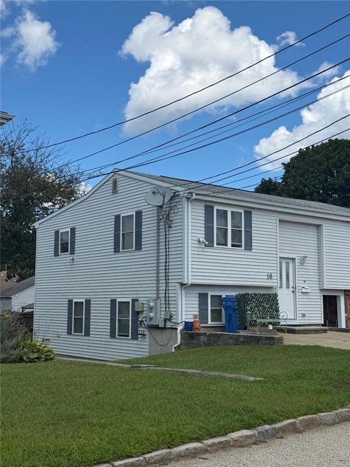 16 Briggs Street, Cranston, RI, 02920 | Card Image