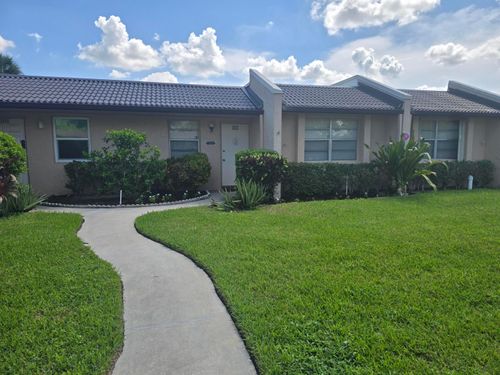 135 Lake Meryl Drive, West Palm Beach, FL, 33411 | Card Image