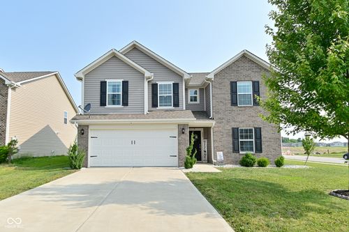 680 Albermarle Dr, Pittsboro, IN, 46167-8829 | Card Image