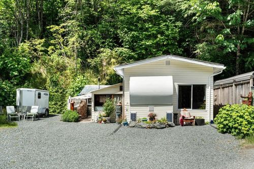 49-1650 Columbia Valley Rd, Lindell Beach, BC, V2R4X4 | Card Image