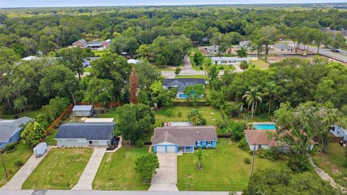 912 E Arizona Ave, DELAND, FL, 32724-3703 | Card Image