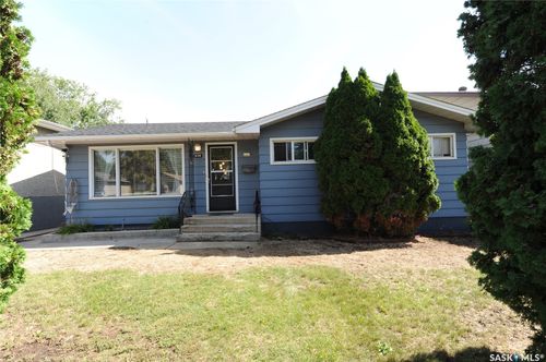 436 X Avenue S, Saskatoon, SK, S7M3H8 | Card Image