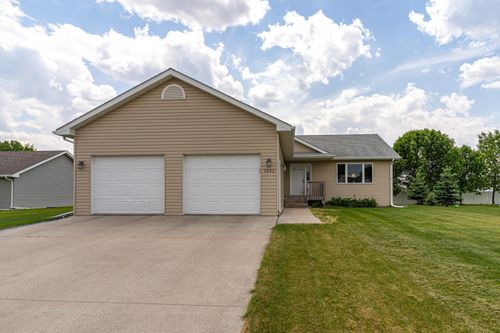 1022 Wilson Ave, Crookston, MN, 56716-2691 | Card Image