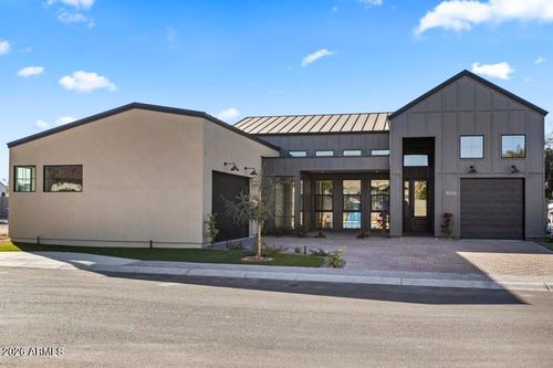1-8425 S 10th Ln, Phoenix, AZ, 85041-8756 | Card Image