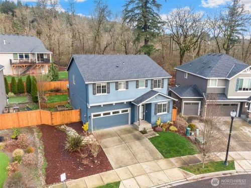 9448 N Alder St, Camas, WA, 98607-6715 | Card Image