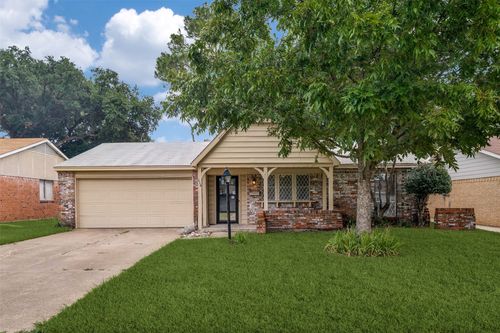 614 Debra Dr, Mesquite, TX, 75149-2519 | Card Image