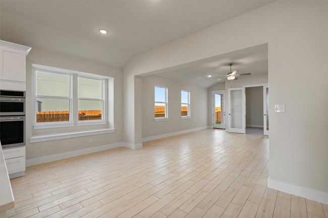 19141 Ariel Elena Way, House other with 3 bedrooms, 2 bathrooms and 5 parking in Pflugerville TX | Image 12