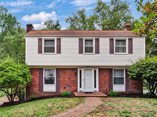 2609 Autumnwood Dr, Glenshaw, PA, 15116-1501 | Card Image