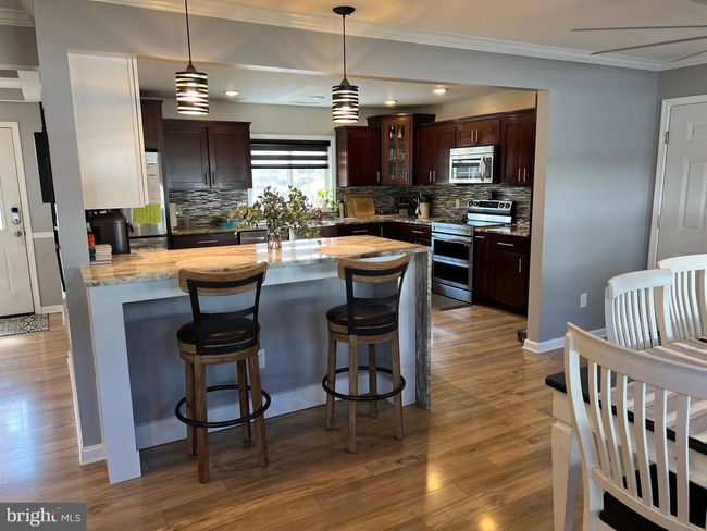 39 Shellflower Rd, House other with 5 bedrooms, 3 bathrooms and null parking in LEVITTOWN PA | Image 27