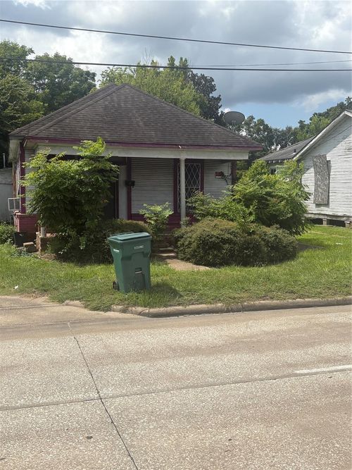 1439 Interstate 10 E, Beaumont, TX, 77701-1220 | Card Image