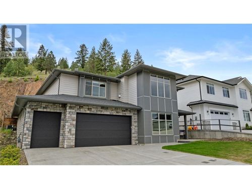 2037 Galore Cres, Kamloops, BC, V2E0A7 | Card Image