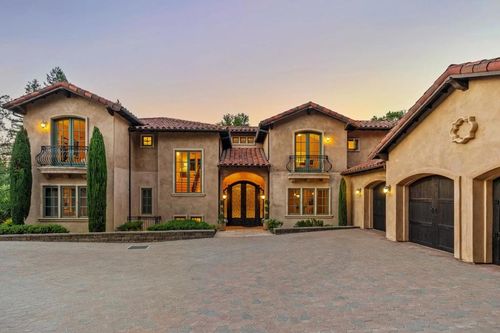 11860 Francemont Dr, Los Altos, CA, 94022 | Card Image