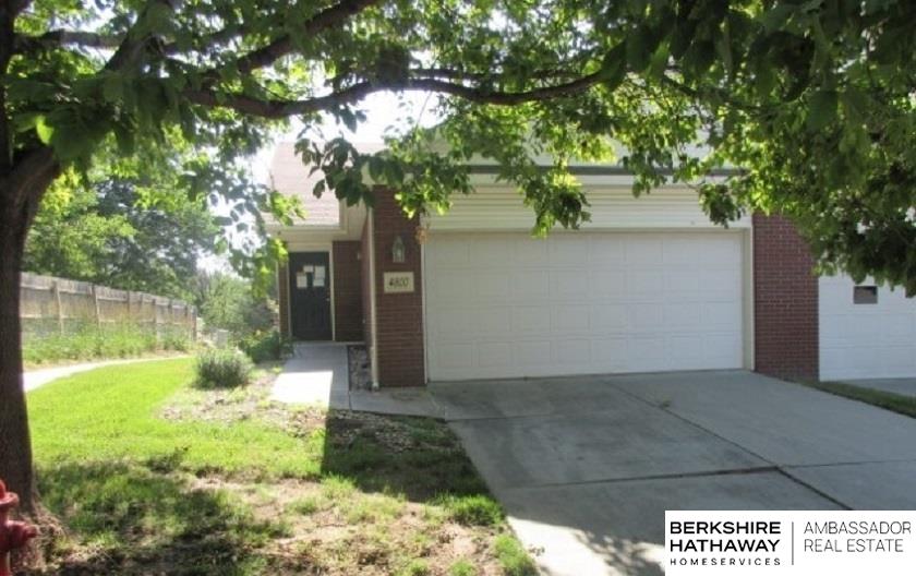 55th Ct, Lincoln, NE 68516