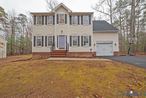 608 Cicero Dr, Ruther Glen, VA, 22546-1040 | Card Image