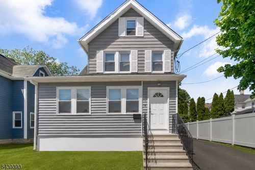 9 Sycamore St, Bloomfield, NJ, 07003-5017 | Card Image
