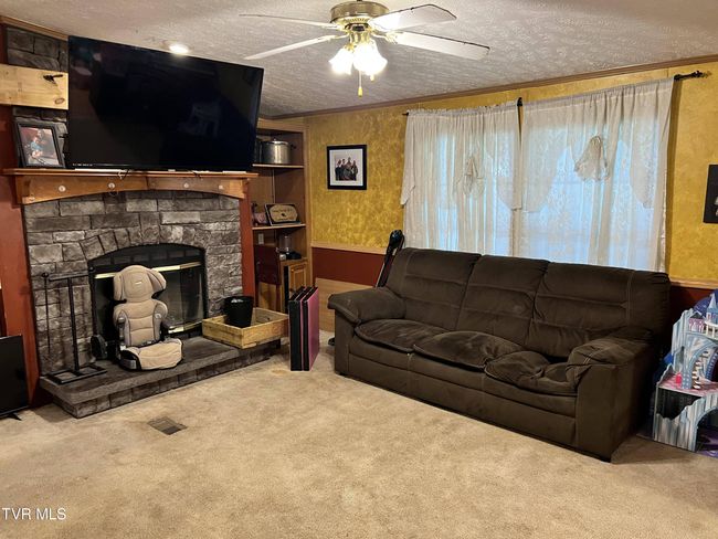 9536 Mcfall Fork Rd, House other with 3 bedrooms, 2 bathrooms and null parking in Pound VA | Image 19