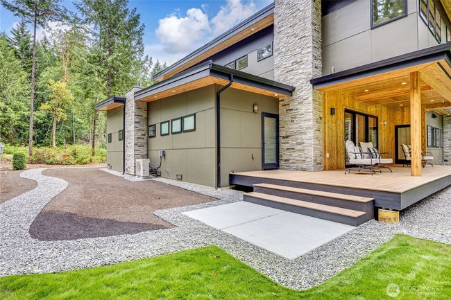 6050 Chorus Frog St Ne, House other with 4 bedrooms, 5 bathrooms and 2 parking in Bainbridge Island WA | Image 39