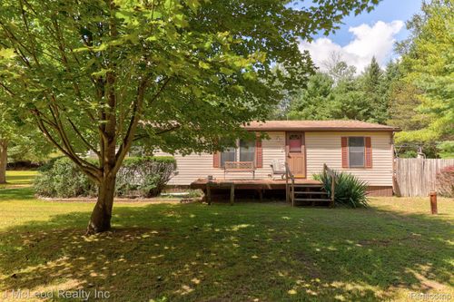 4198 Kirk Rd, Vassar, MI, 48768-9772 | Card Image