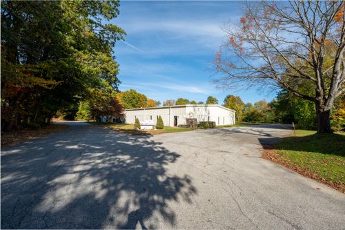 24 Doring Dr, Killingly, CT, 06239-1937 | Card Image