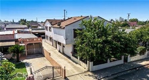 2526 Flower St, Huntington Park, CA, 90255-6065 | Card Image
