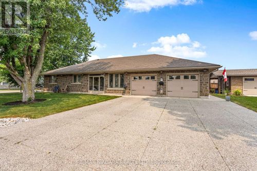 611 Sugarloaf Street, Port Colborne (Sugarloaf), ON, L3K0A3 | Card Image