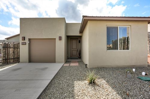 7302 Vista Serena Loop, Santa Fe, NM, 87507-3160 | Card Image