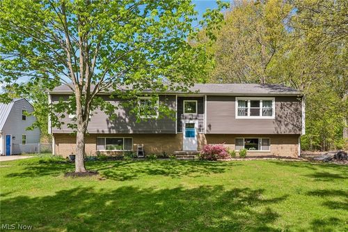 1570 N County Line Road, Madison, OH, 44057 | Card Image