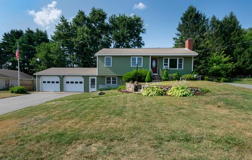 8 Donald Ave, Pembroke, NH, 03275-1118 | Card Image