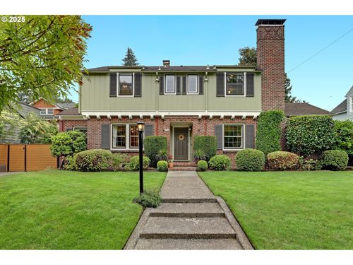 2928 Ne Dunckley St, Portland, OR, 97212-1726 | Card Image