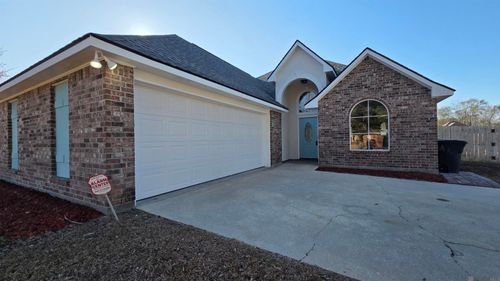 16306 Somersby Ave, Baton Rouge, LA, 70817-6149 | Card Image