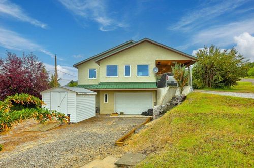 20725 23 Avenue, Bellevue, AB, T0K0C0 | Card Image