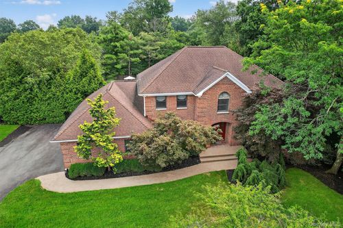 10 Carlton Ct, New City, NY, 10956-5830 | Card Image