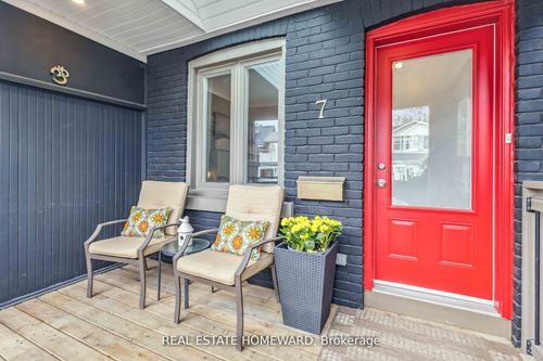 7 Norway Ave, Toronto, ON, M4L1P7 | Card Image