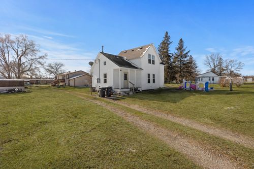 201 7th St Sw, Little Falls, MN, 56345-1550 | Card Image