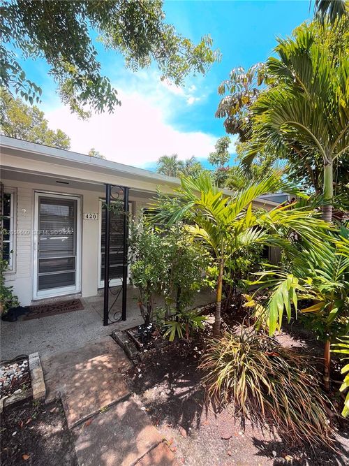 3-420 Ne 14th Ave, Fort Lauderdale, FL, 33301-1250 | Card Image