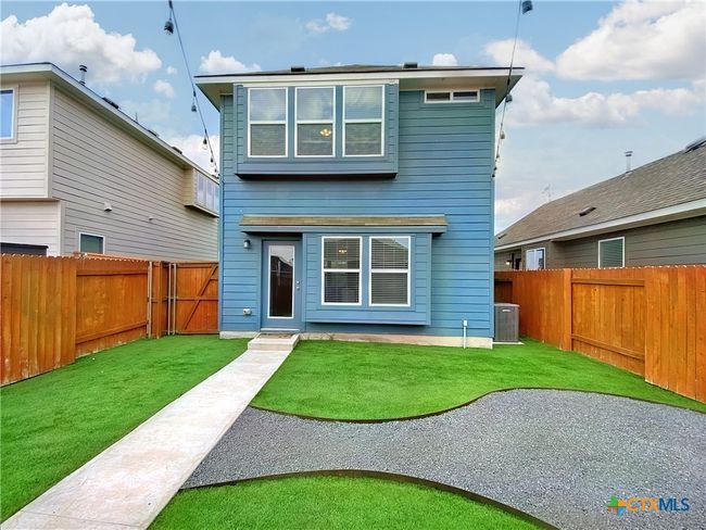 121 Duck Creek Trl, House other with 2 bedrooms, 2 bathrooms and null parking in San Marcos TX | Image 23