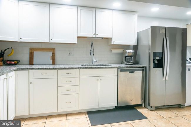 APT-1 - 3203 Old Post Dr, Condo with 2 bedrooms, 2 bathrooms and null parking in PIKESVILLE MD | Image 12