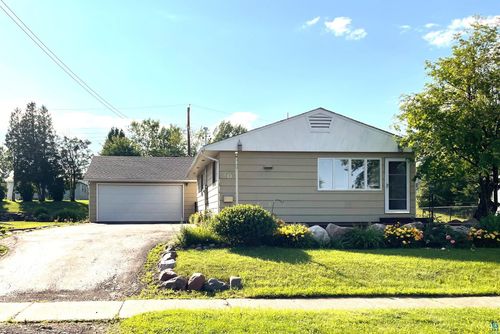 20 Field Rd, Silver Bay, MN, 55614-1230 | Card Image