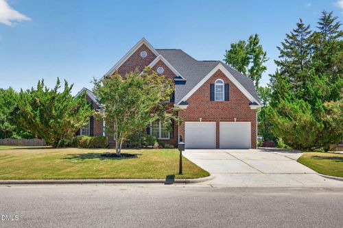 105 Ecklin Ln, Cary, NC, 27519-9520 | Card Image