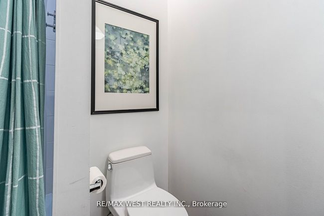 821 - 155 Dalhousie St, Condo with 2 bedrooms, 2 bathrooms and null parking in Toronto ON | Image 32