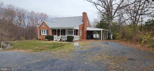 1064 Strasburg Rd, FRONT ROYAL, VA, 22630-7900 | Card Image