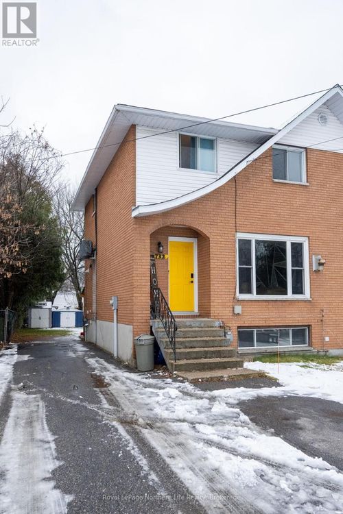 1732 Mckeown Ave, North Bay, ON, P1B7N3 | Card Image
