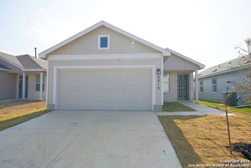 8810 Barrow Path, Converse, TX, 78109-0070 | Card Image