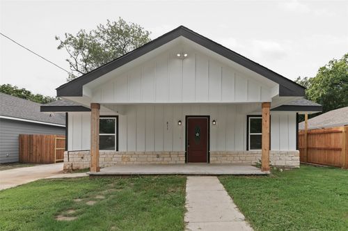 811 Ritchey St, Gainesville, TX, 76240-3534 | Card Image