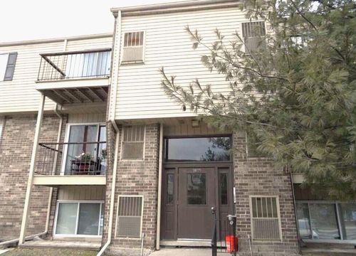 apt-77b-38255 Fairway Ct, Clinton Twp, MI, 48038-3498 | Card Image